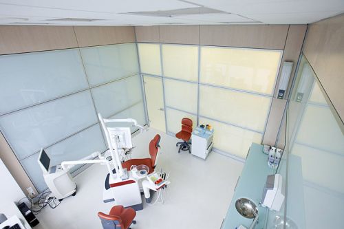 Мебель в офис для компании Немецкий имплантологический центр
